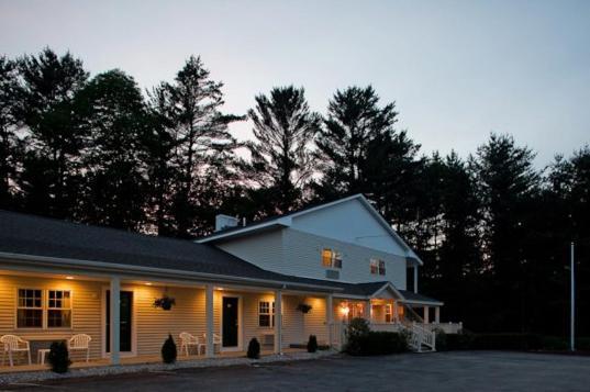 Golden Apple Inn Glen Ngoại thất bức ảnh